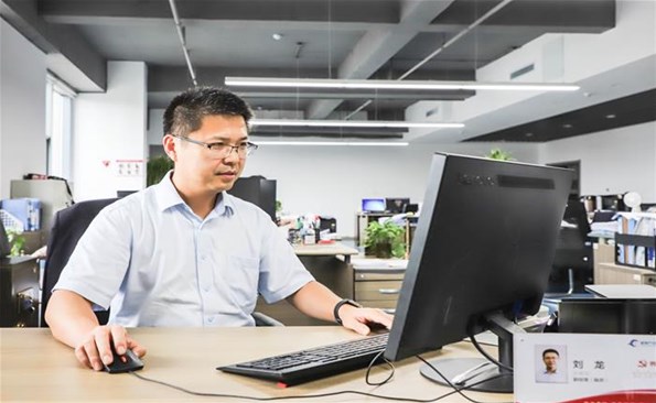 【发现榜样 我是产投人】玩转资本“魔方” 护航企业发展——金禾娱乐城
财务部副经理刘龙