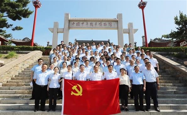 金禾娱乐城
开展庆“七一”系列活动